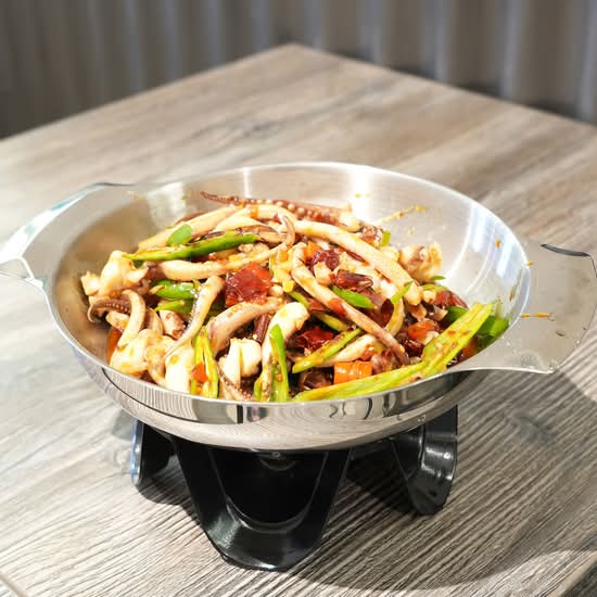 Dry Pot Squid with Cumin 干锅孜然鱿鱼